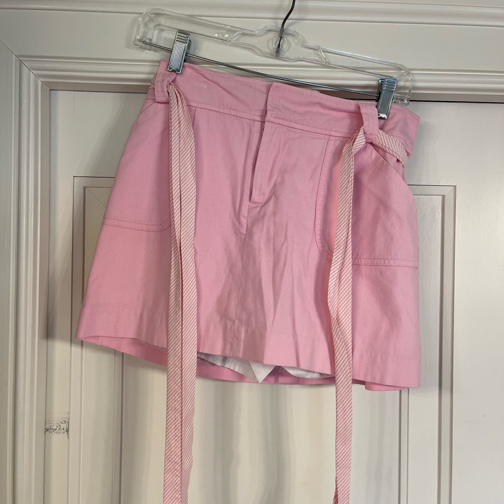 Lilly Pulitzer Pink and White Skort with pockets